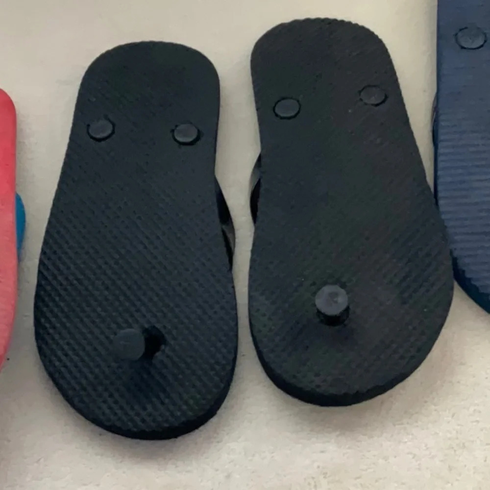 Flip Flops - Picture 6 of 7